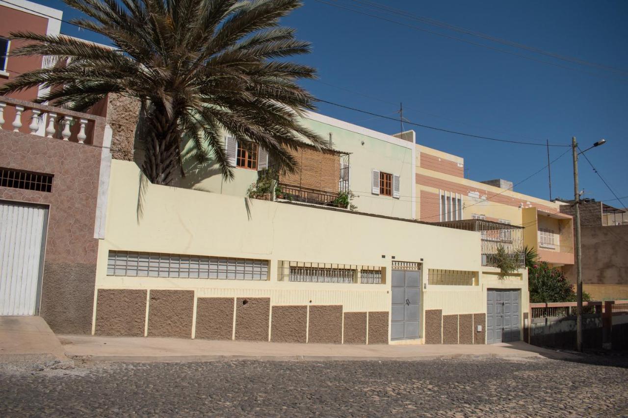 Appartamento Casa Matnik Mindelo Esterno foto